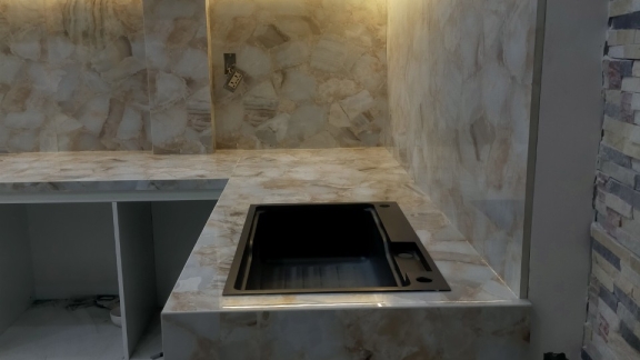 đá ivory luxe làm bếp