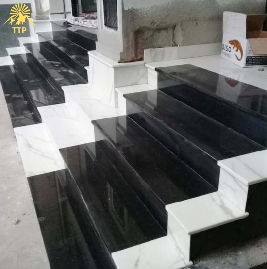 Bậc tam cấp ốp đá hoa cương 05